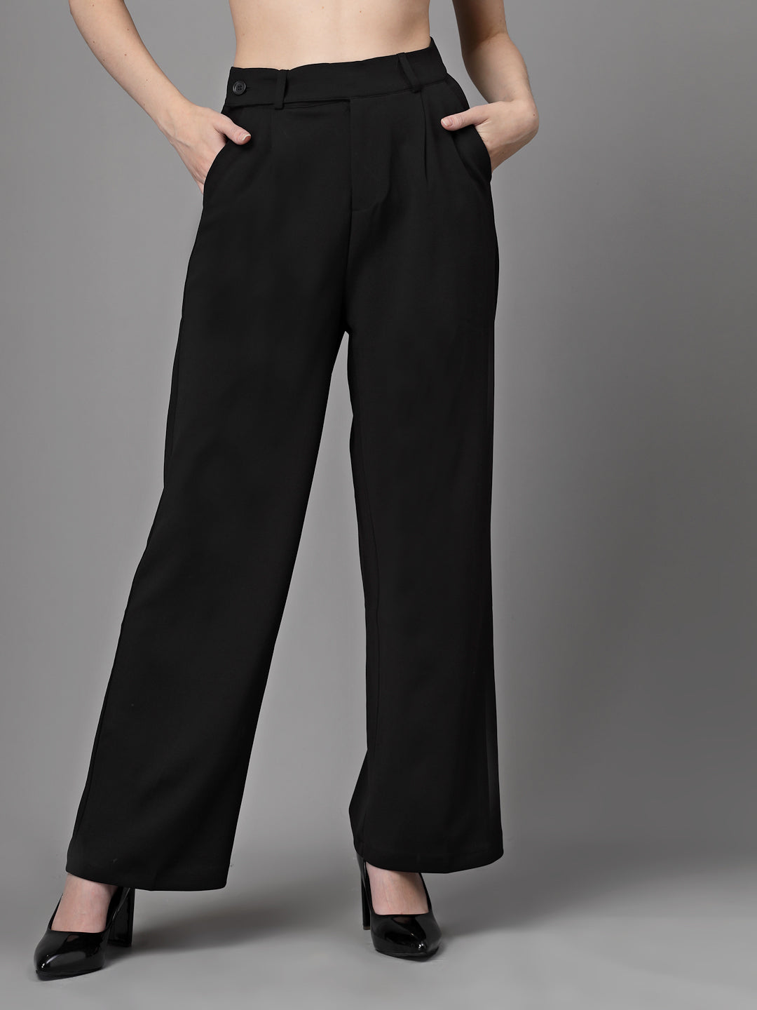 Women Black Solid Straight Fit Trouser