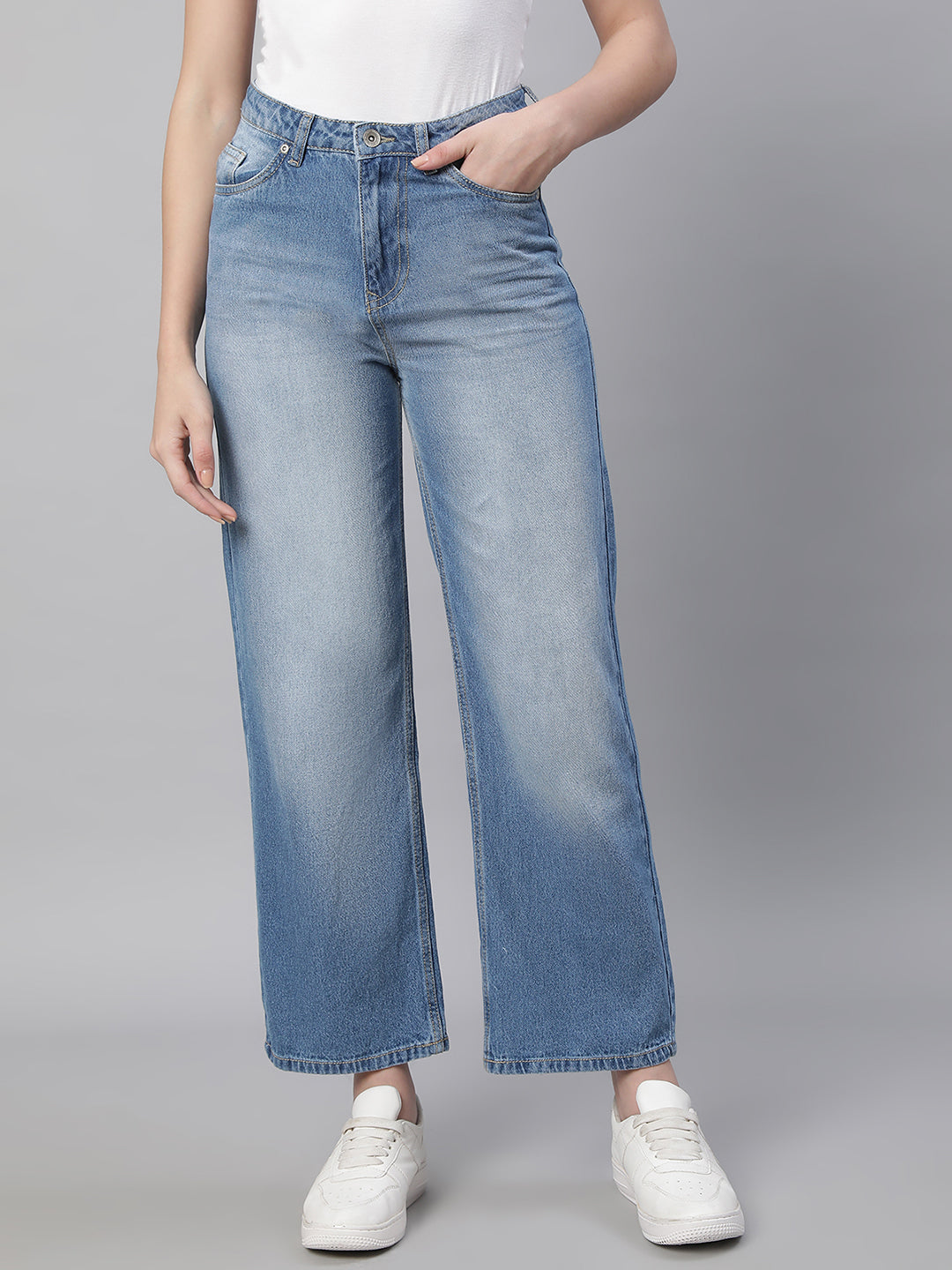 Straight loose fit jeans fashion