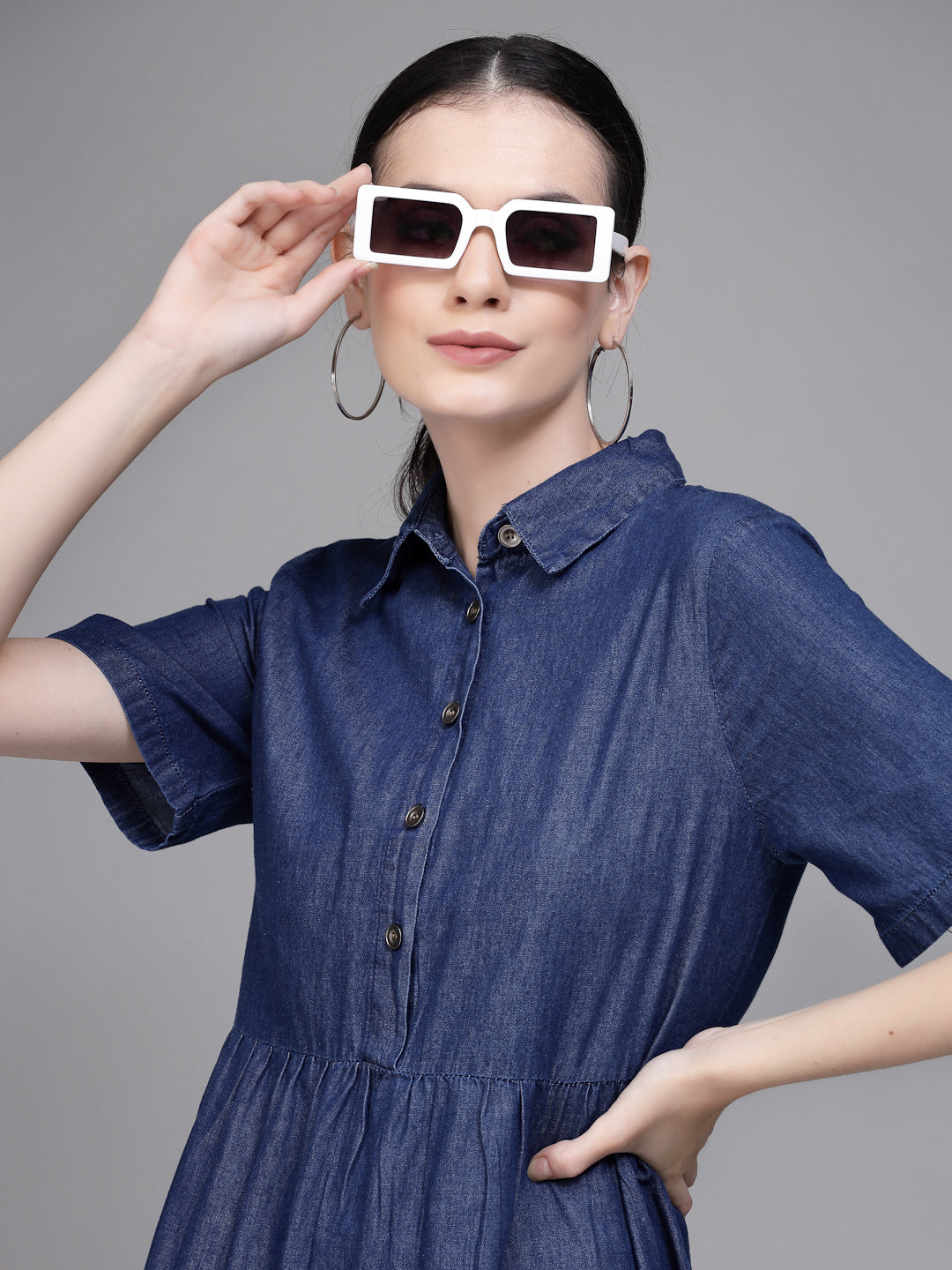 Levis Pure Cotton Solid Shirt Collar Denim Shirt Style Dress Price in  India, Full Specifications & Offers | DTashion.com