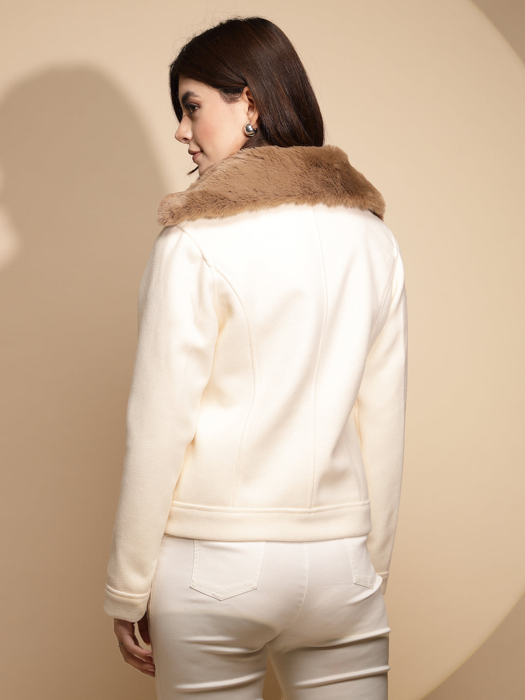 Women Off White Solid Collared Neck Full Sleeve Wool Blend Coat