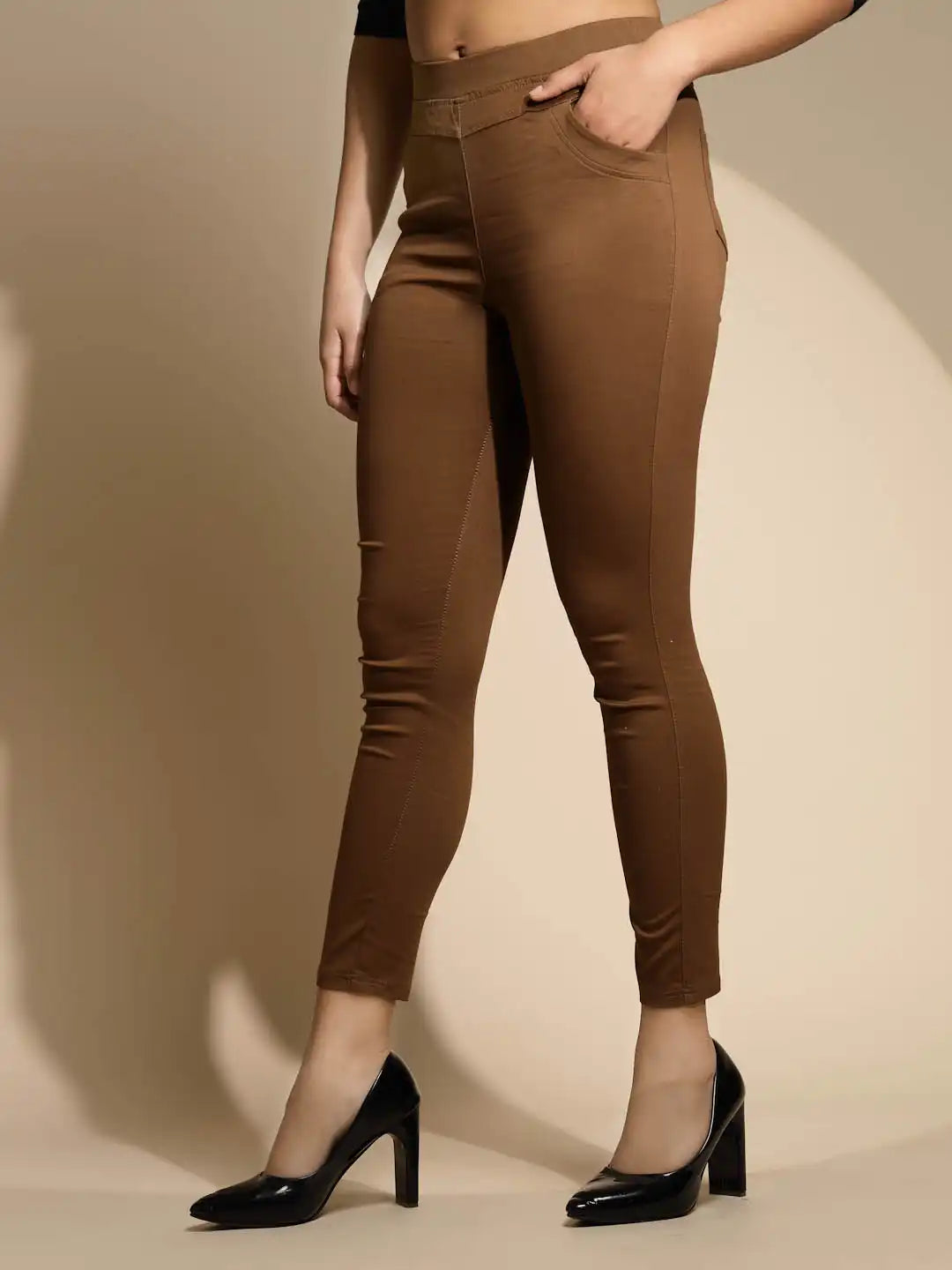 Buy Women Solid Brown Mid-Rise Stretchable Jegging - Global Republic
