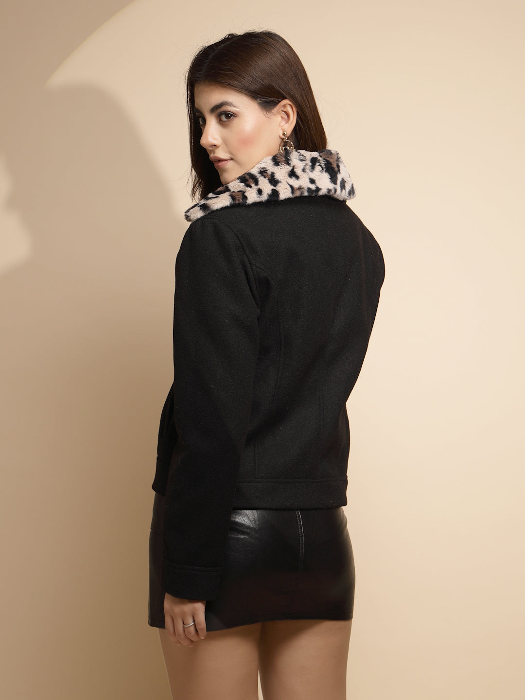 Women Black Solid Collared Neck Full Sleeve Wool Blend Coat