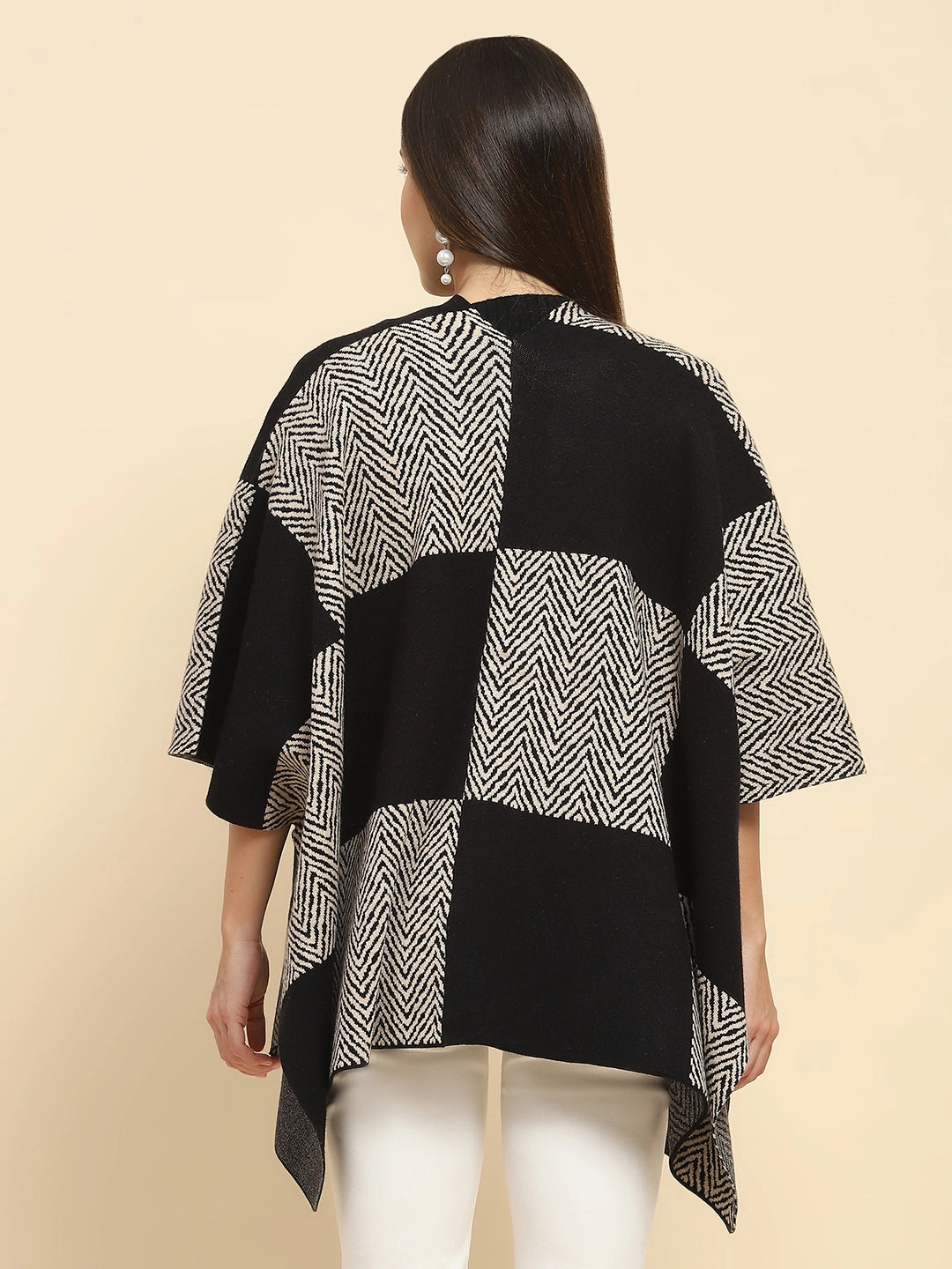 Black Poly Blend Color Block Loose Fit Winter Shrug