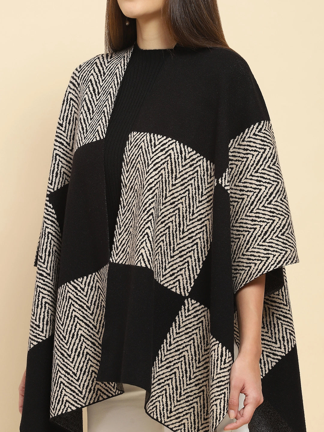 Black Poly Blend Color Block Loose Fit Winter Shrug