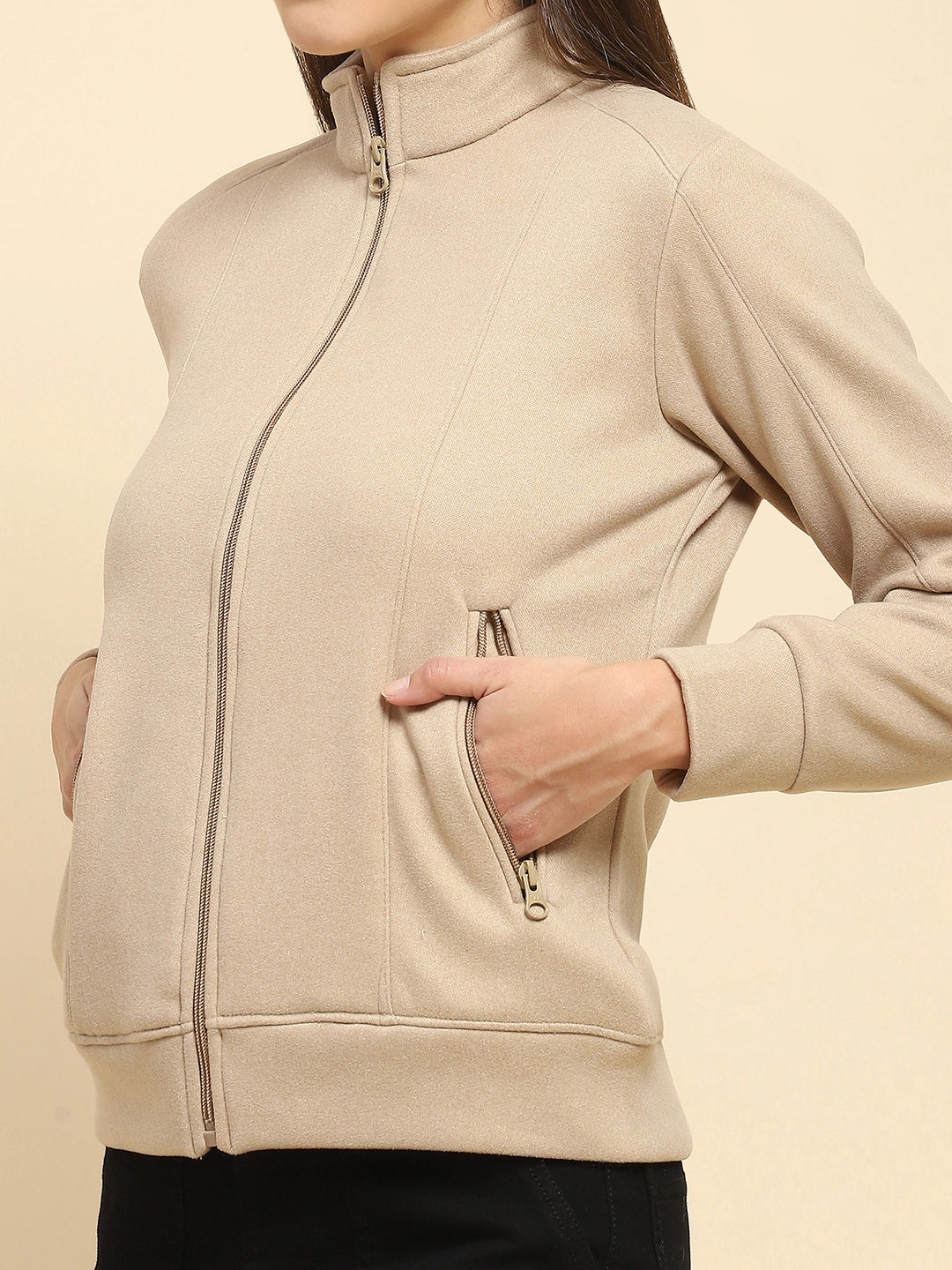 Fawn Poly Blend Solid Relaxed Fit Sweat Shirt