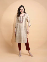 Gold Polyester Blend Regular Fit Kurta For Women