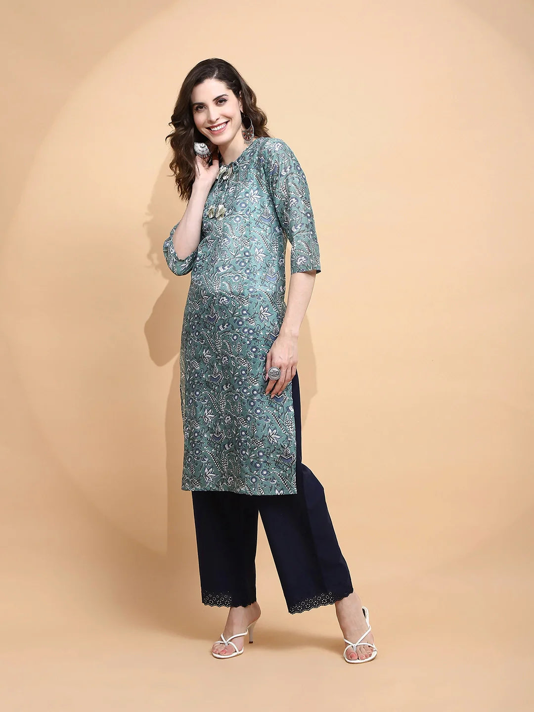 Green Cotton Regular Fit Kurta For Women