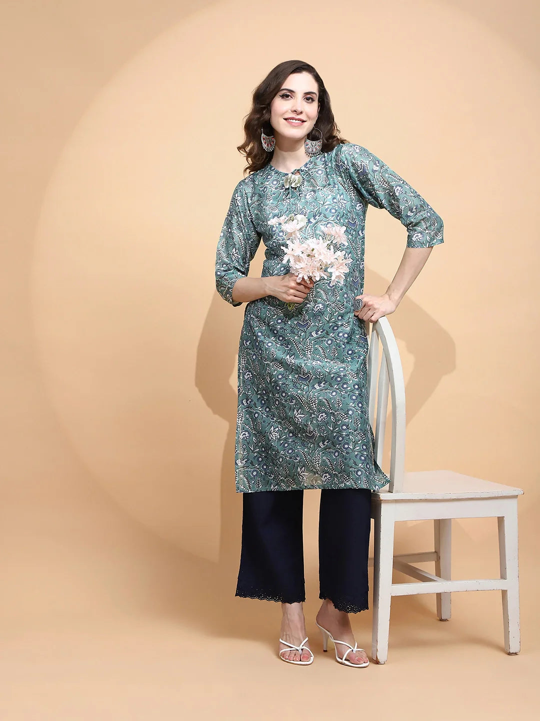 Green Cotton Regular Fit Kurta For Women