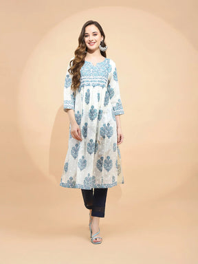 White Cotton Blend Loose Fit Kurta For Women