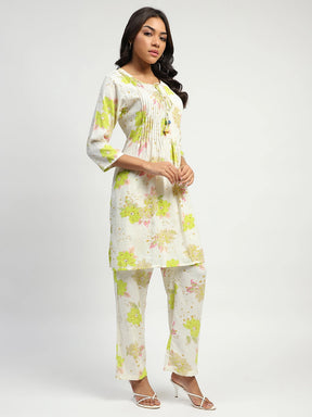 White And Green Floral Print Cotton Kurta Set