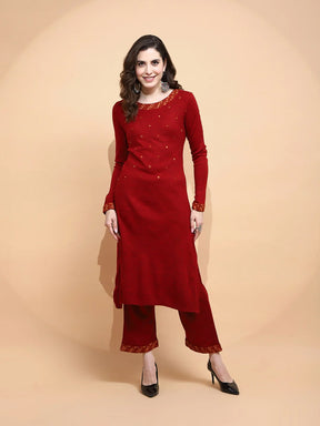 Maroon Knitted Regular Fit Kurta Set For Women