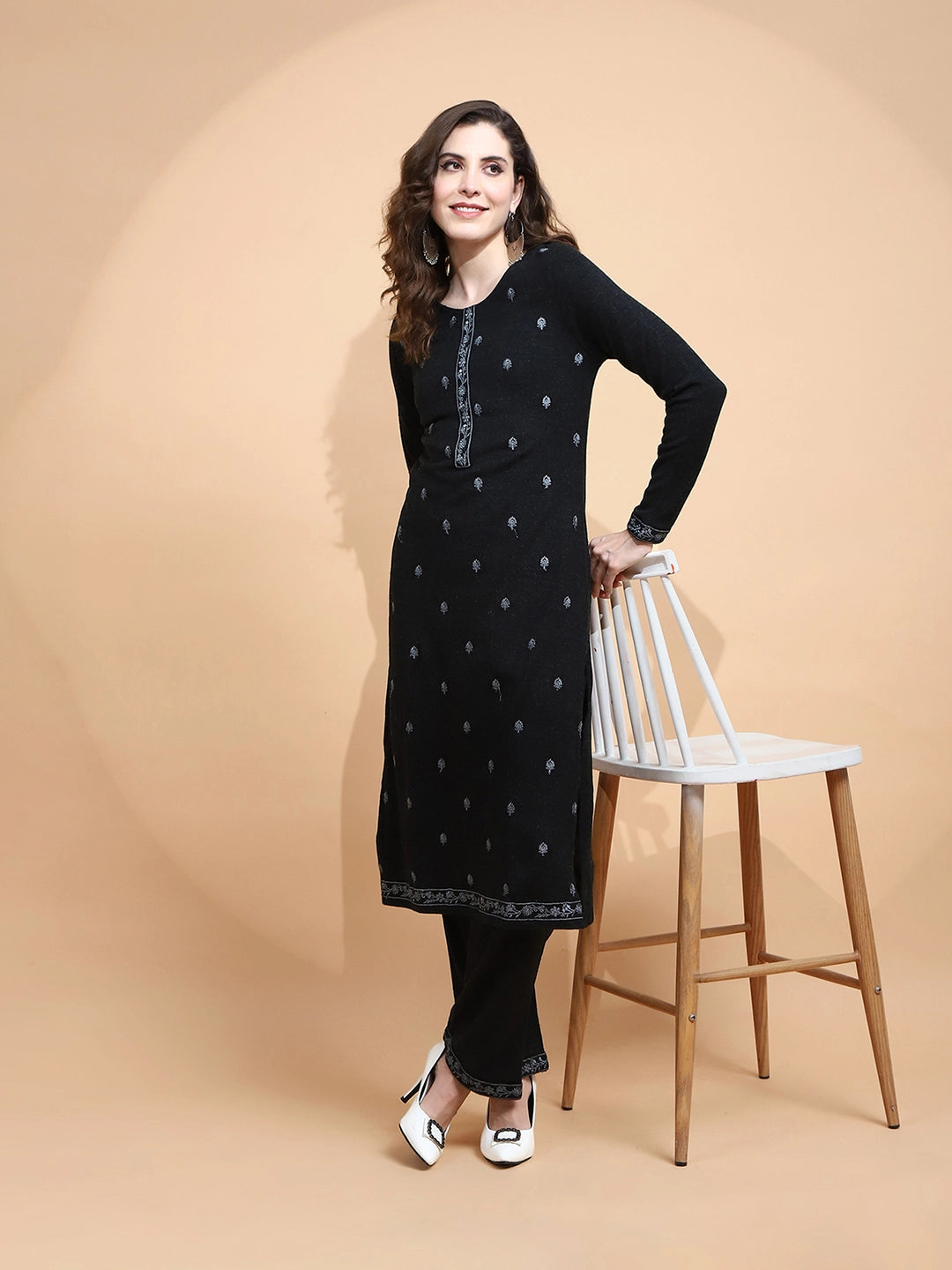 Black Knitted Regular Fit Kurta Set For Women