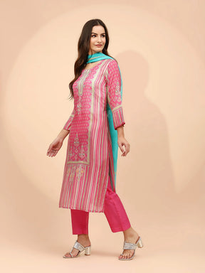 Soft Pink Muslin Regular Fit Suit Set For Women