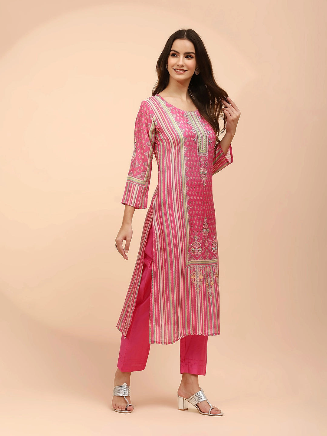 Soft Pink Muslin Regular Fit Suit Set For Women