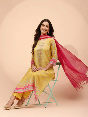 Yellow Muslin Regular Fit Suit Set For Women