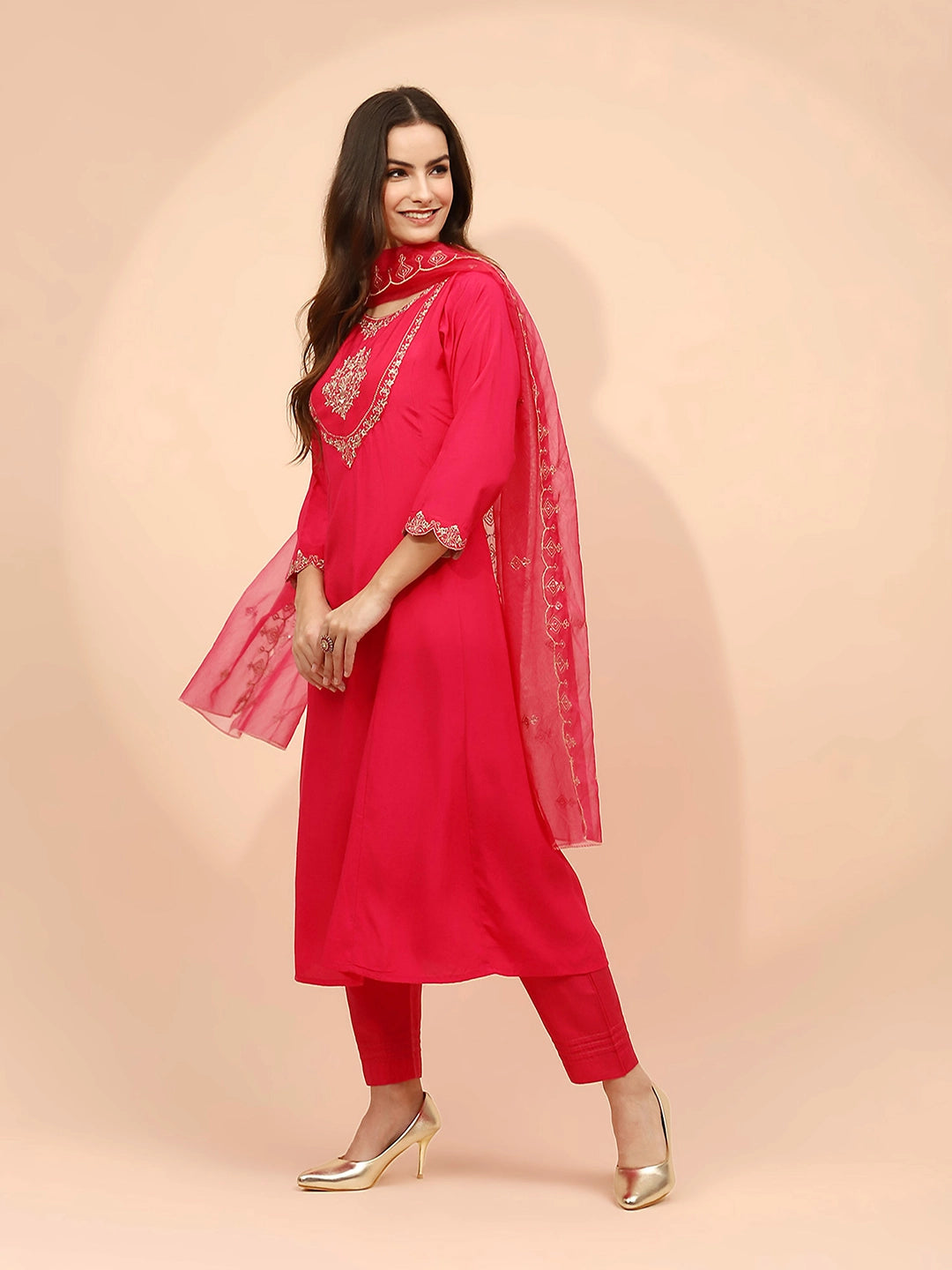 Pink Muslin Thread Embroidered Suit Set