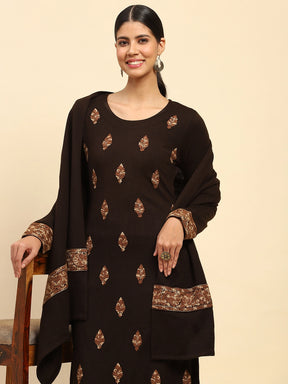 Coffee Woolen Thread Embroidered Round Neck Kurta Set