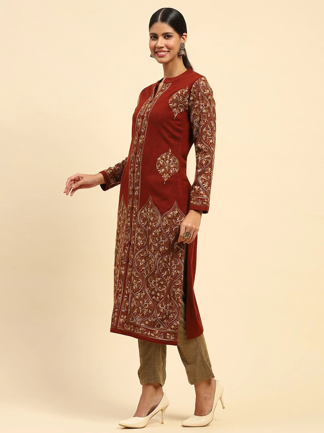 Rust Woolen Thread Embroidered Notch Neck Kurta