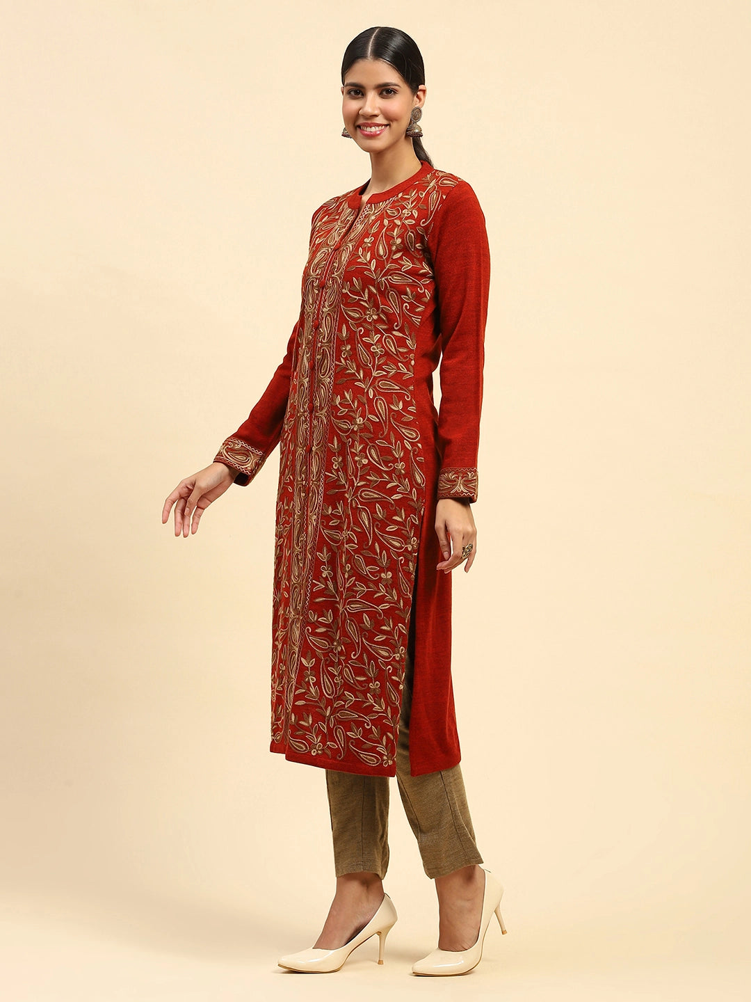 Rust WoolenThread Embroidered Notch Neck Kurta