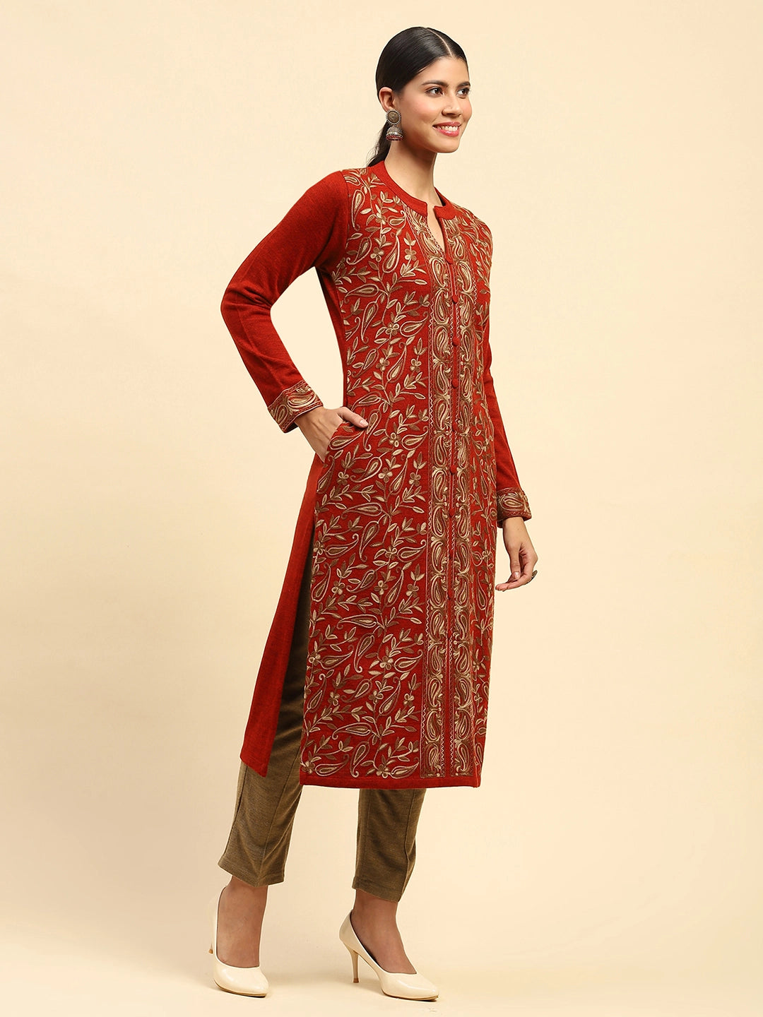 Rust WoolenThread Embroidered Notch Neck Kurta