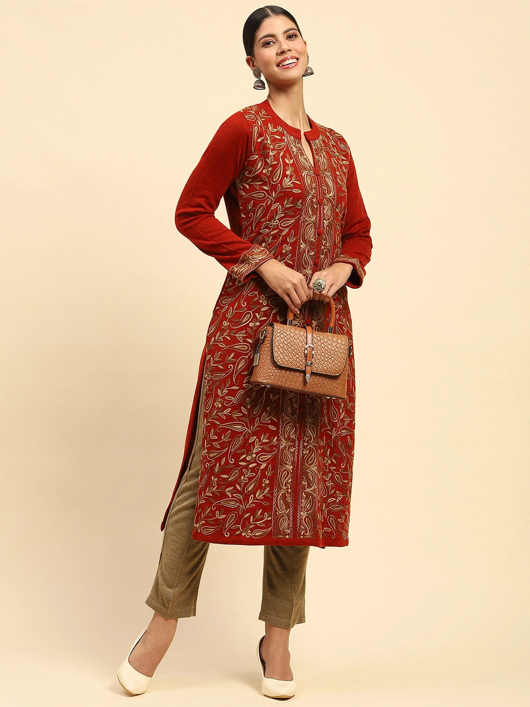 Rust WoolenThread Embroidered Notch Neck Kurta