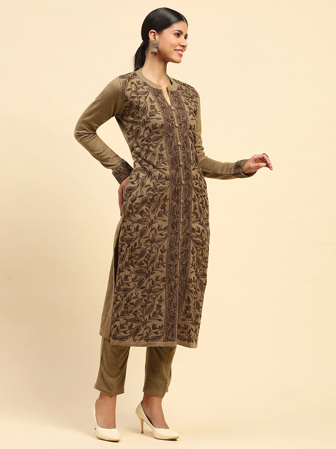 Beige Woolen Thread Embroidered Notch Neck Kurta