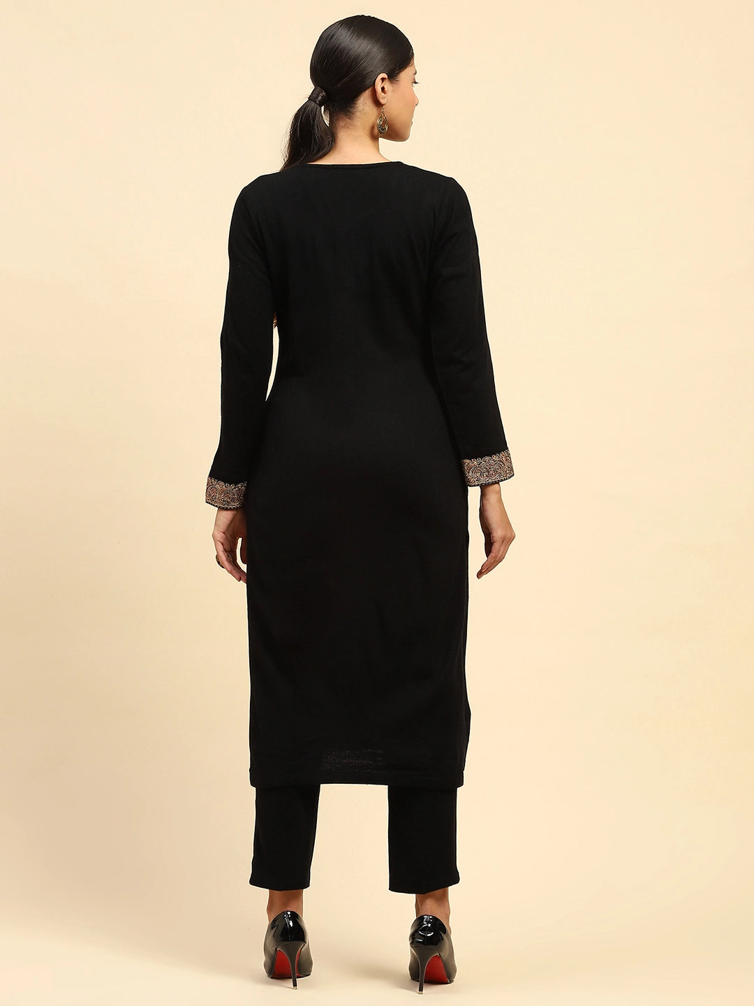 Black WoolenThread Embroidered V-Neck Kurta