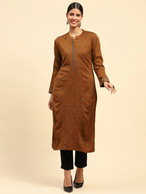 Rust WoolenThread Embroidered Round Neck Kurta