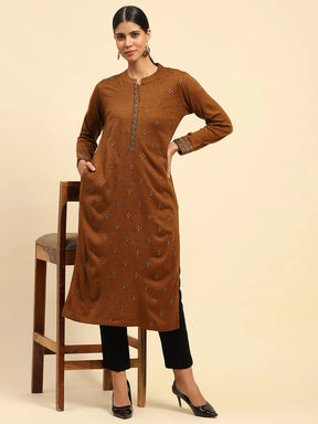 Rust WoolenThread Embroidered Round Neck Kurta