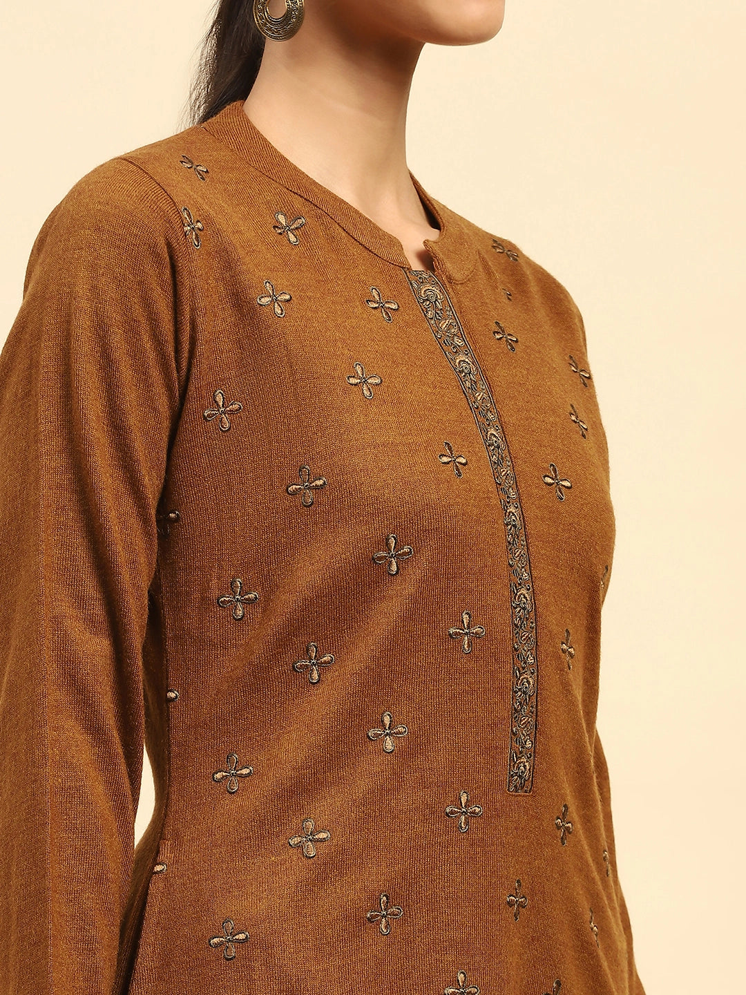 Rust WoolenThread Embroidered Round Neck Kurta