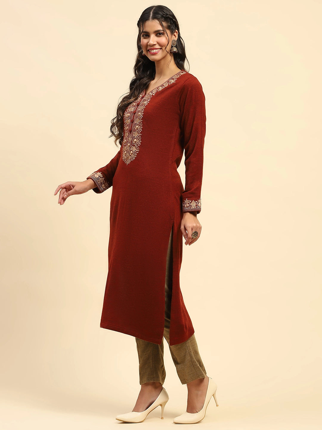 Rust Woolen Thread Embroidered V-Neck Kurta