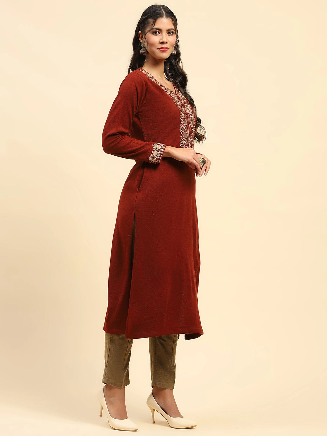 Rust Woolen Thread Embroidered V-Neck Kurta