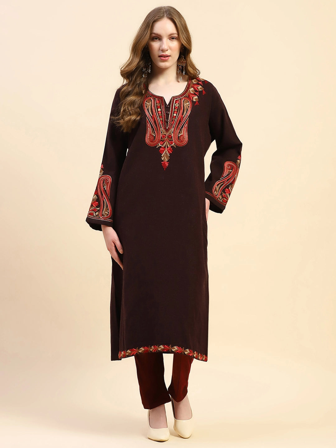 Wine Woolen Thread Embroidered Notch Neck Kurta