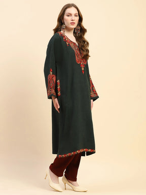 Olive Woolen Thread Embroidered Notch Neck Kurta