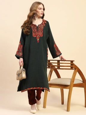 Olive Woolen Thread Embroidered Notch Neck Kurta