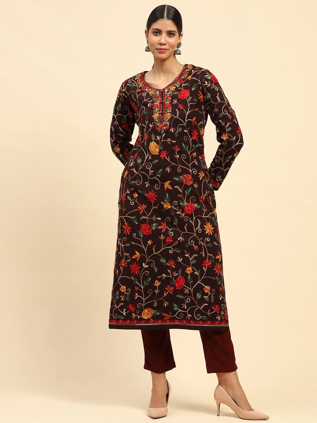 Wine Woolen Thread Embroidered Round Neck Kurta