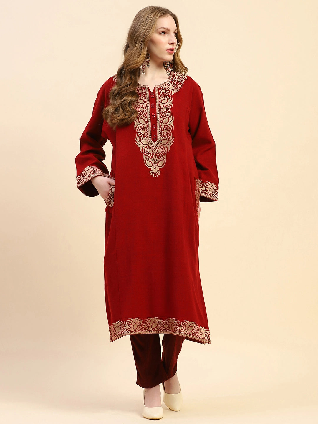 Maroon Woolen Embroidered Notch Neck Kurta