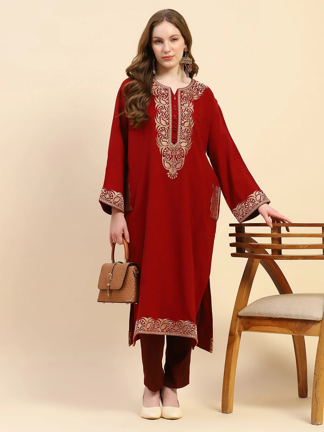 Maroon Woolen Embroidered Notch Neck Kurta