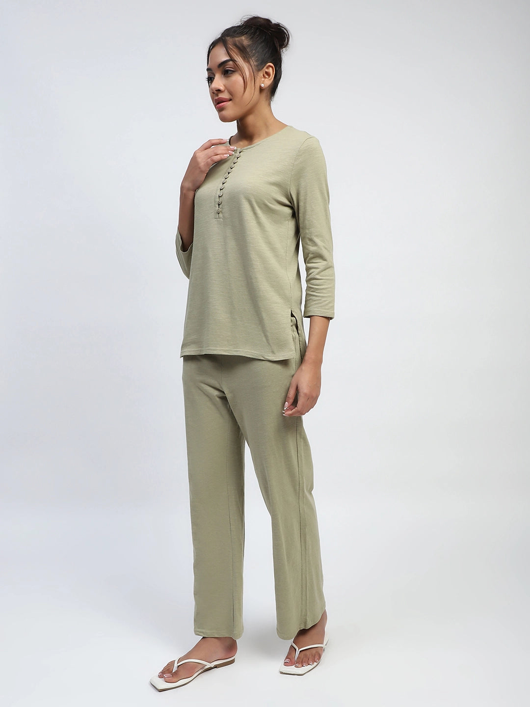 Green Solid Polycotton Relaxed Fit Lounge Wear