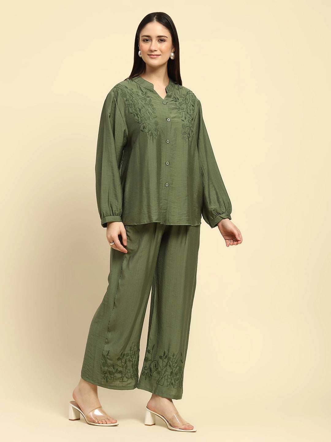 Green Embroidered Rayon Blend Relaxed Fit Night Suit