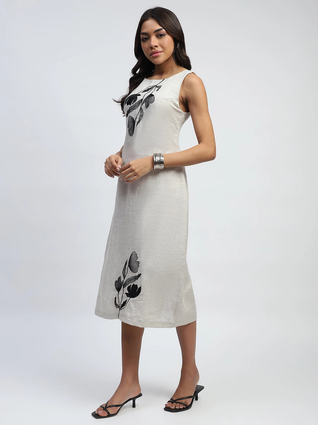 Natural Floral Embroidery Linen Regular Fit Dress