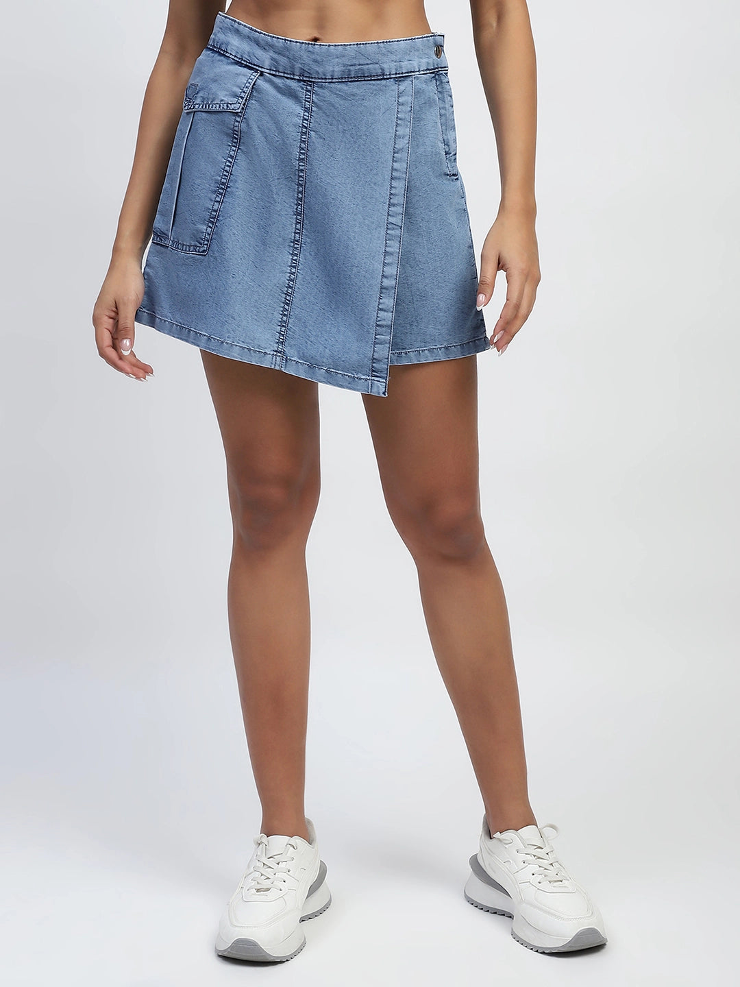 Light Blue Solid Cotton Blend Relaxed Fit Shorts