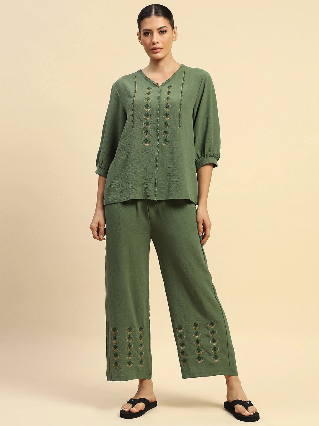 Green Poly Rayon Relaxed Fit Night Suit For Women