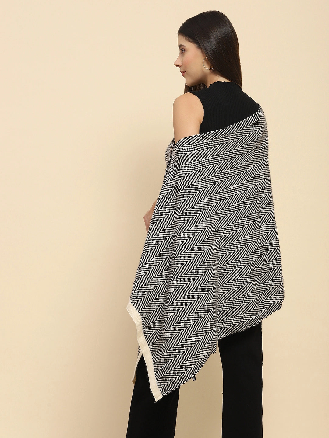 Black Viscose Blend  Knitted Loose Fit Cape/Shawl