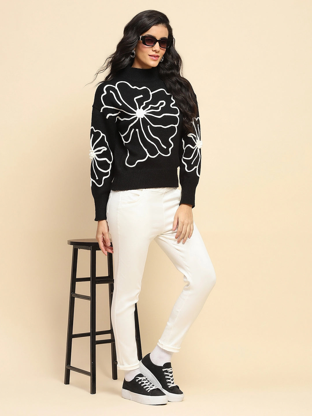 Black Polyester Blend Regular Fit Pullover For Winter