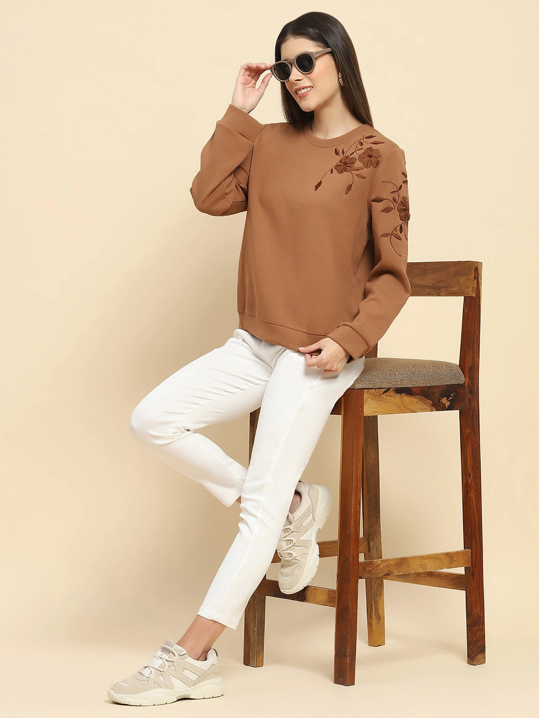 Brown Poly Blend Embroidered Loose Fit Sweatshirt