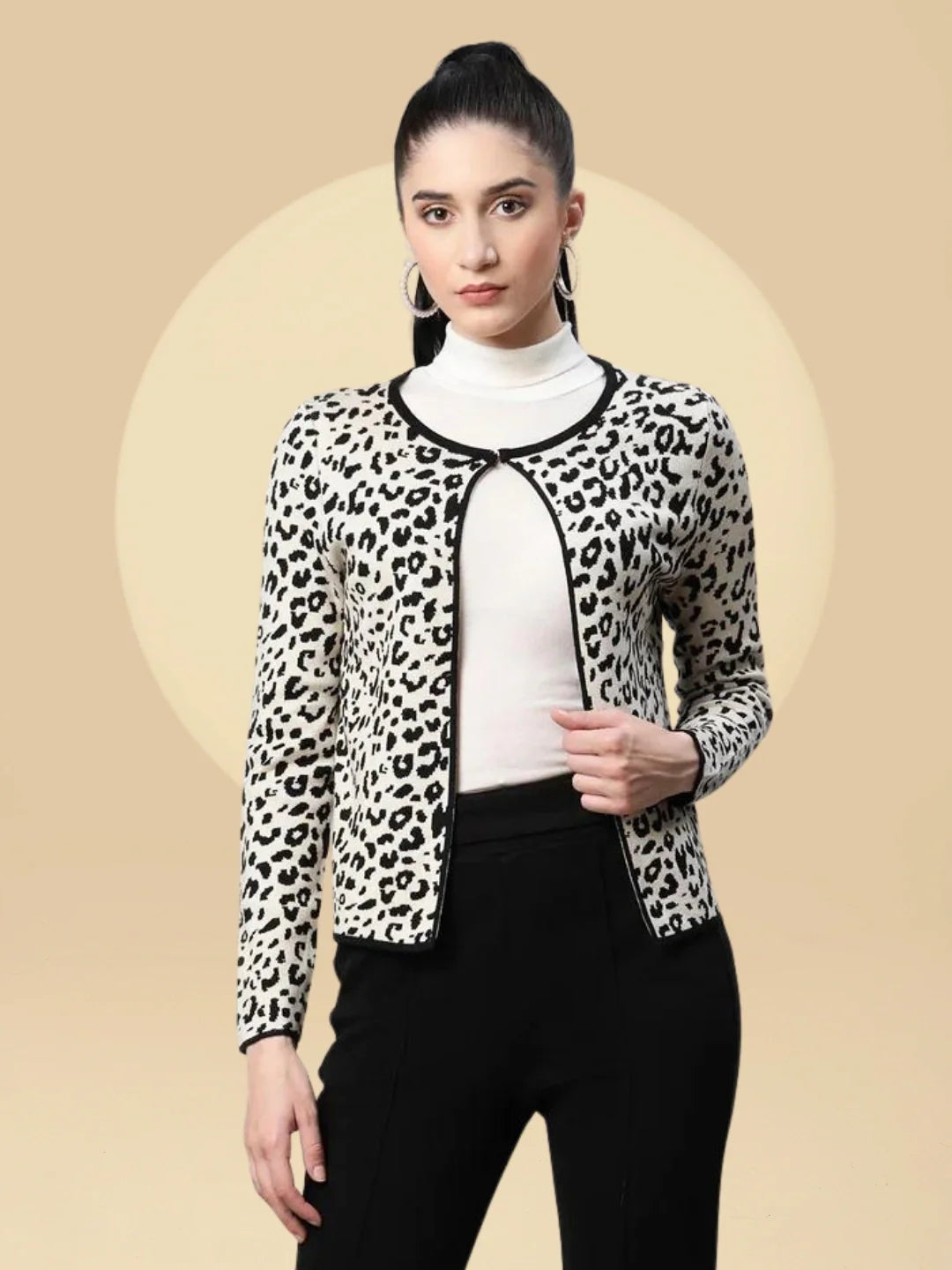 Women Leopard Printed White Slim Fit Casual Cardigan