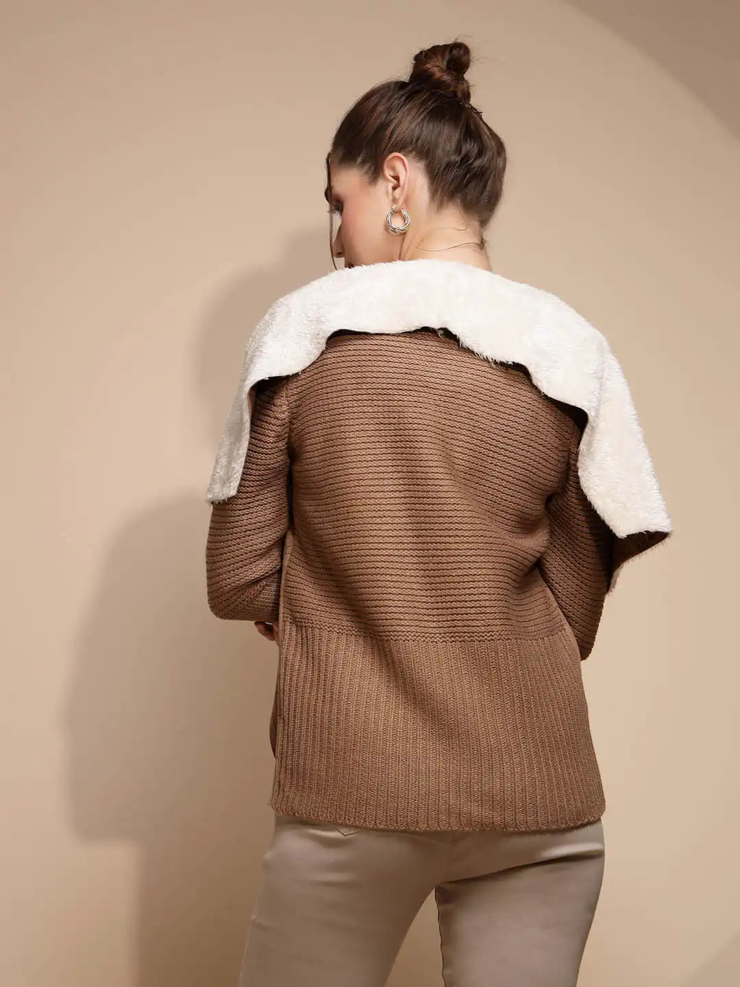 Brown Solid Lapel Collared Knit Shrug