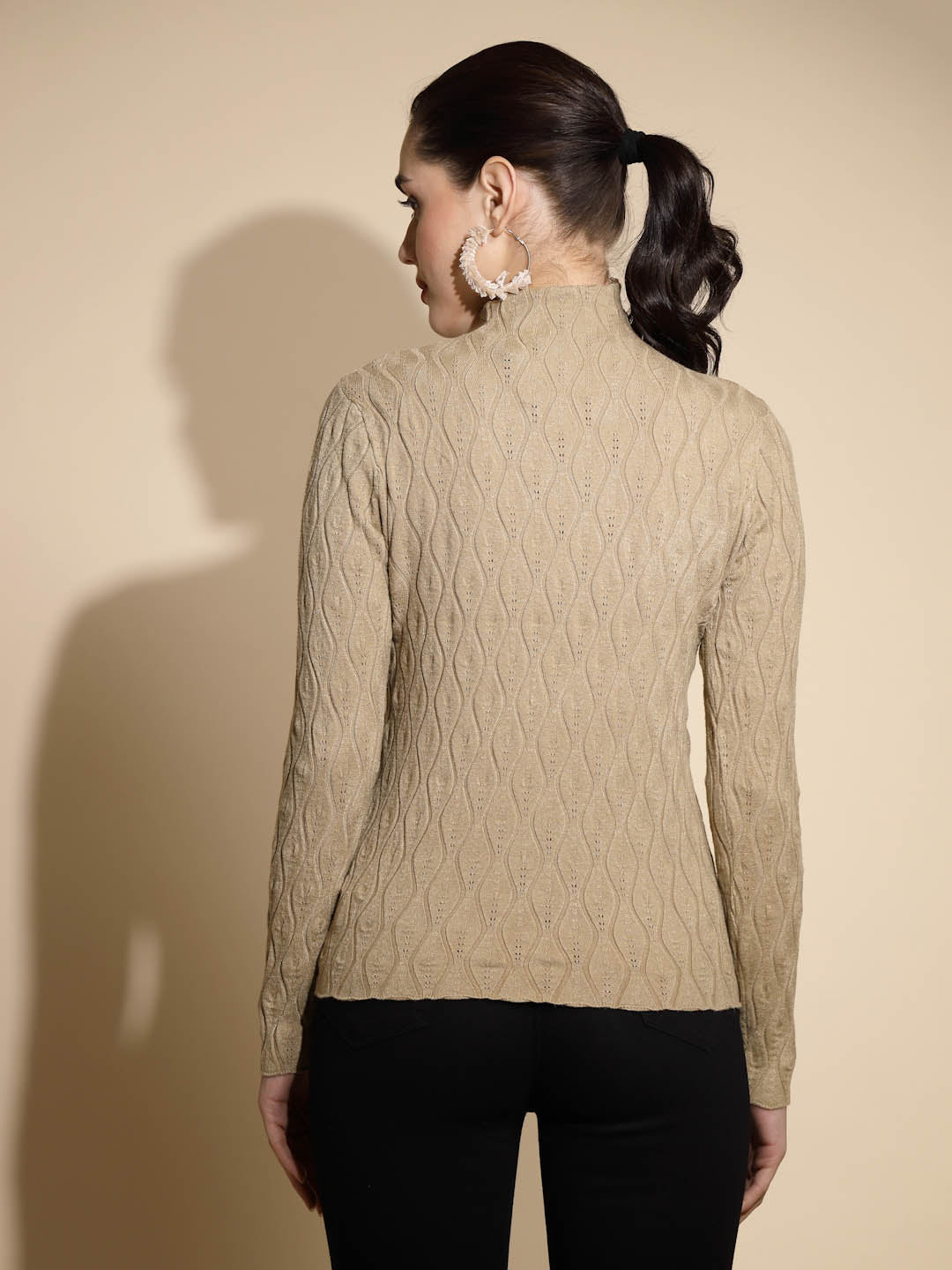 Women Solid Full Sleeve Turtle Neck Knitted Skivvy