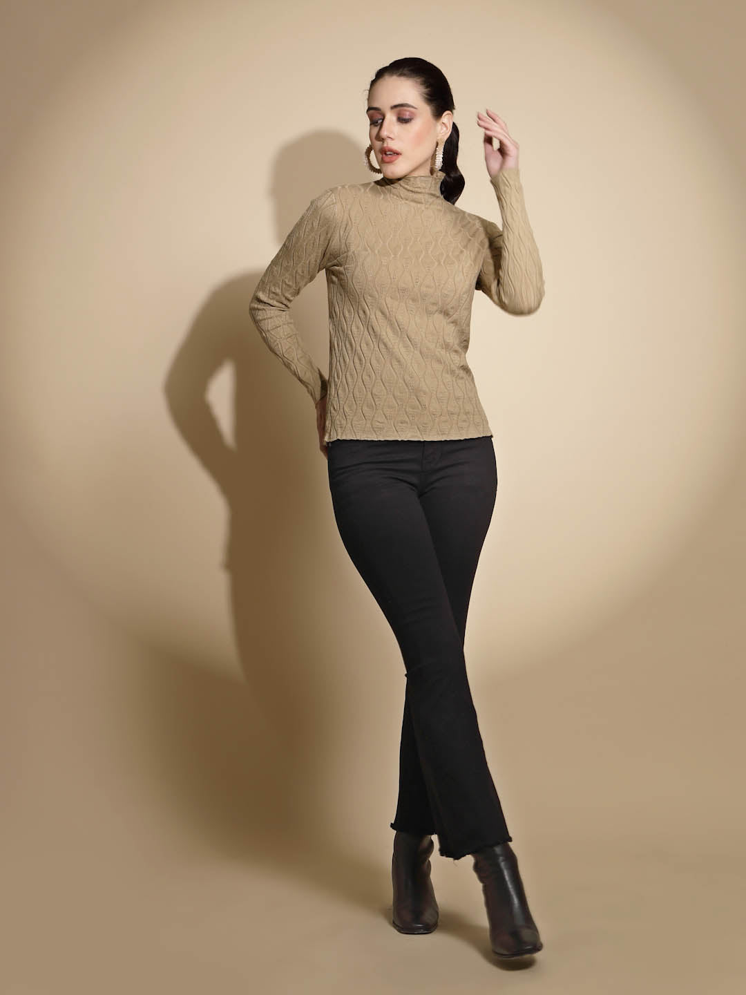 Women Solid Full Sleeve Turtle Neck Knitted Skivvy